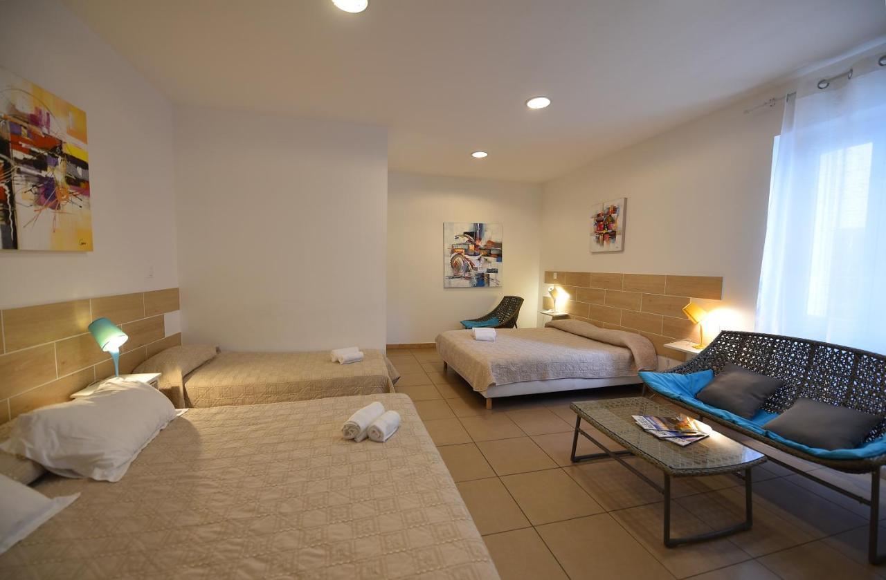 Hotel A Casa Di Maria Cicilia Ghisonaccia Exterior photo