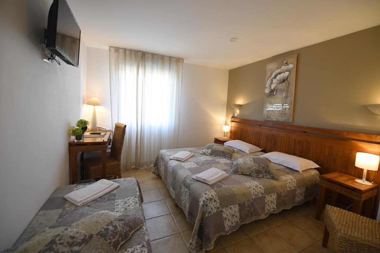 Hotel A Casa Di Maria Cicilia Ghisonaccia Exterior photo